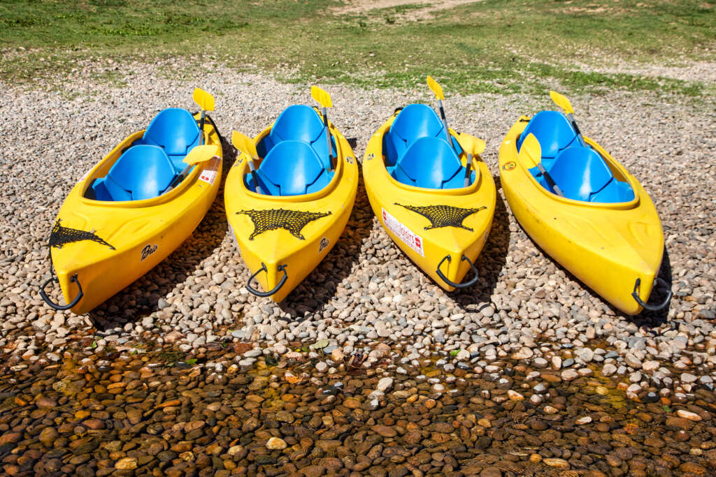 canoe dordogne jaune avec dossier